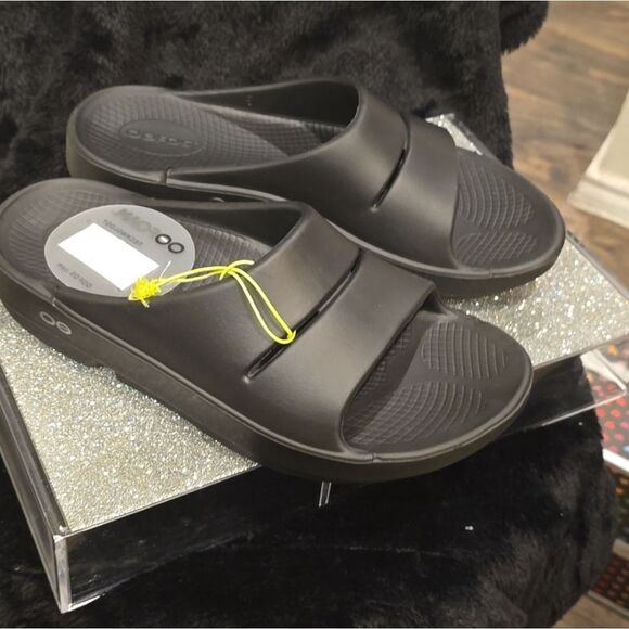 OOFOS OOahh Slide Sandals - Picture 8 of 9